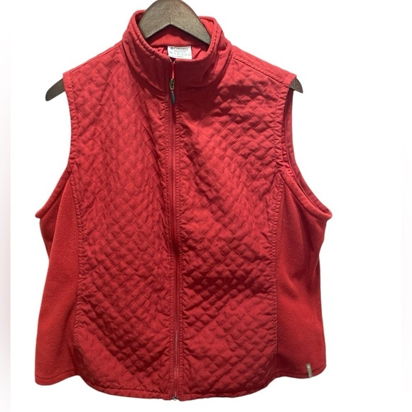 Columbia Jackets & Blazers - 🌟 Columbia Lined Zip Front Red Vest, Sz XL Women’s lightweight technical
